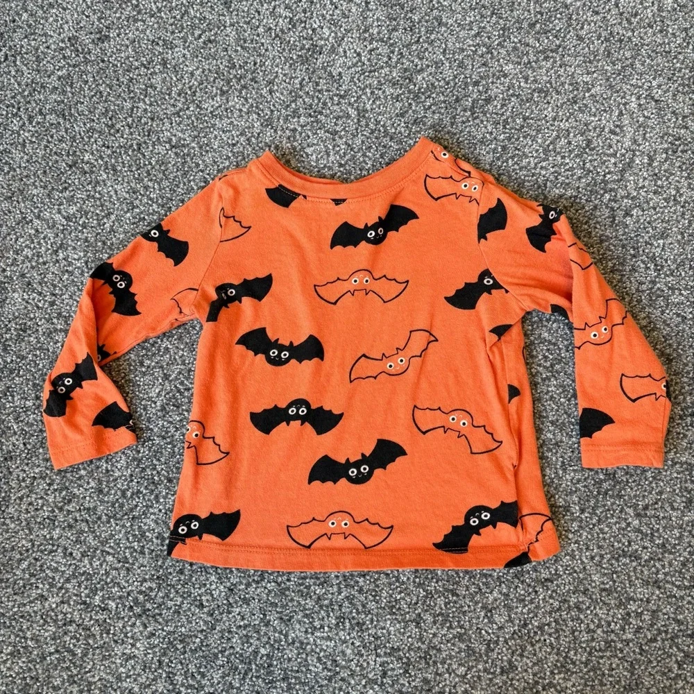 Old Navy Halloween Orange Long Sleeve Tee with Bats size 18-24 months